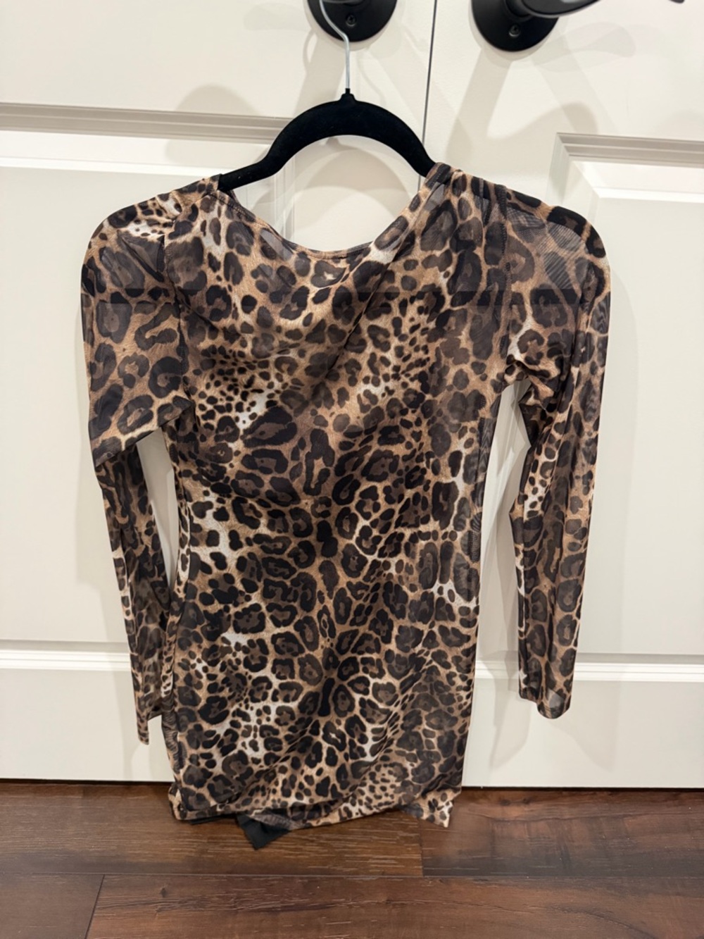 Express Leopard-Print Long Sleeve Top - Brown